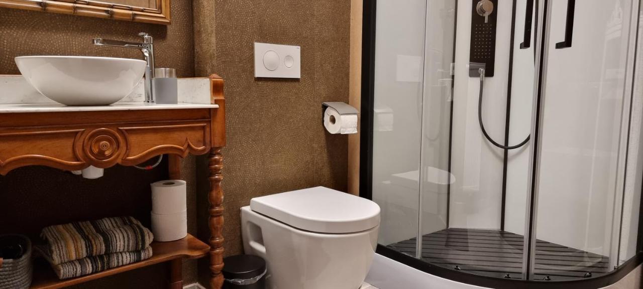 Logies La Chevre Folle - Lodging & Cooking In Style With Shared Kitchen Ostende Exteriér fotografie