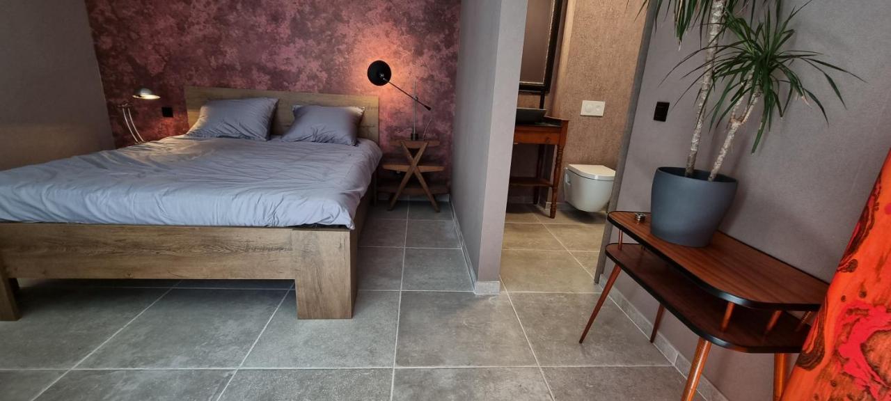 Logies La Chevre Folle - Lodging & Cooking In Style With Shared Kitchen Ostende Exteriér fotografie